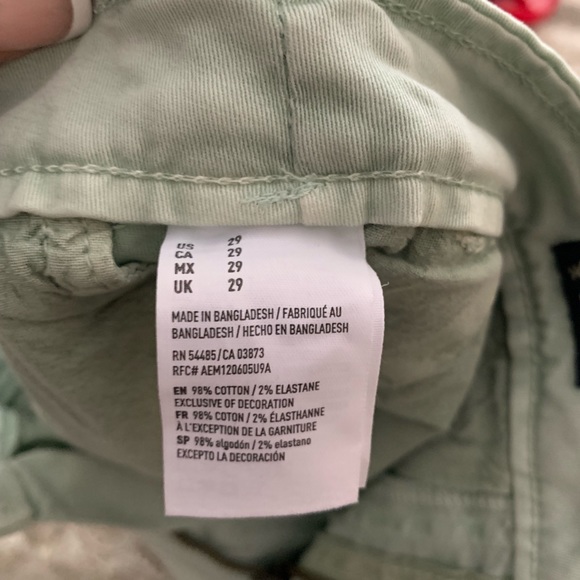 Young mens shorts - Picture 4 of 5